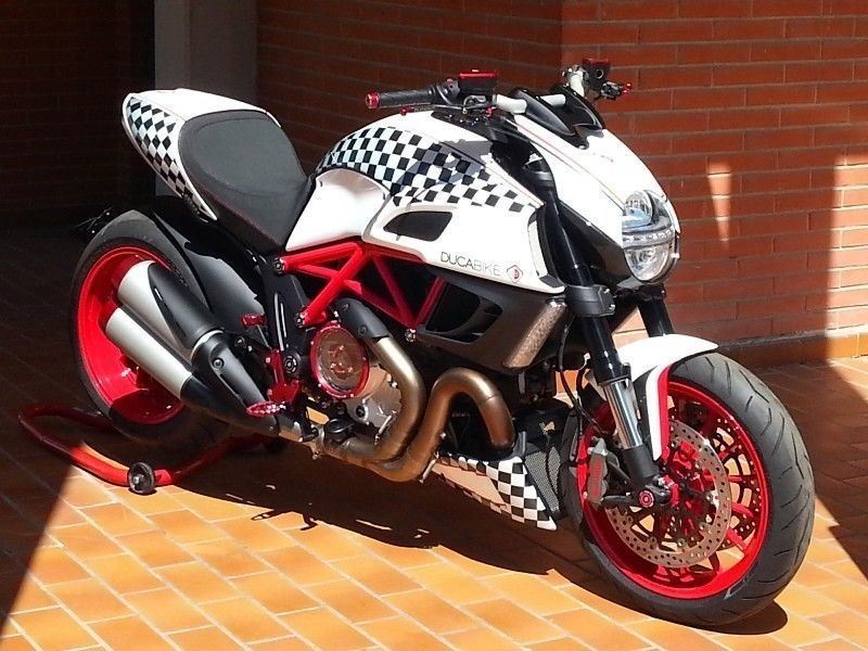 Ducati monster clear clutch cover hotsell