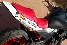 Load image into Gallery viewer, Luimoto baseline seat covers set red for Kawasaki Z750 Z1000 2003-2006 — Euro Motards — view 2
