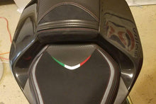 Load image into Gallery viewer, Luimoto team italia seat covers set for MV Agusta F4 1999-2009 — Euro Motards — view 2