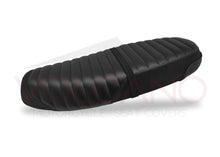 Load image into Gallery viewer, Triumph Bonneville 2001-2016 Volcano Italia Seat Cover Vintage *Flat Seat Ribbed
