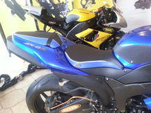 Load image into Gallery viewer, Luimoto sport seat covers set blue for Kawasaki Ninja ZX6R 2007-2008 — Euro Motards — view 2