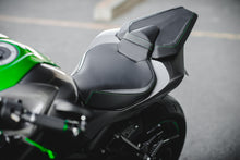 Load image into Gallery viewer, Luimoto sport seat covers set for Kawasaki Z1000 2014-2021 — Euro Motards