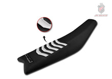 Load image into Gallery viewer, Rieju MR / MR Pro 250 300 2021-2022 JN-Europe Seat Cover Super-Grip New 20441-4