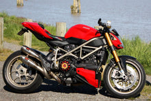 Load image into Gallery viewer, Luimoto team italia suede seat cover for Ducati Streetfighter S 848 2009-2015 — Euro Motards — view 2