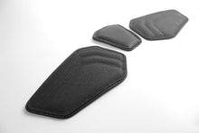 Load image into Gallery viewer, Luimoto sport tank leaf knee traction grips and pad for Triumph Speed Triple 2005-2010 — Euro Motards