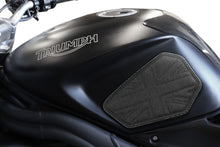 Load image into Gallery viewer, Luimoto union jack tank leaf knee grip traction pads for Triumph Speed Triple 2005-2010 — Euro Motards — view 5