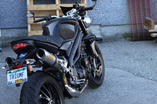 Load image into Gallery viewer, Triumph Speed Triple 2005-2010 Luimoto Union Jack Tank Leaf Rodilleras Grip...