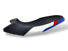 Load image into Gallery viewer, BMW F900GS 2024-2026 Volcano Italia Seat Cover Super-Grip New B153