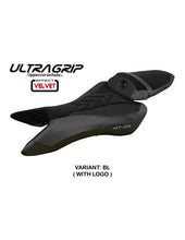 Load image into Gallery viewer, TPZ Italia Mus velvet ultra-grip seat cover for Yamaha MT-09 2024 — Euro Motards — view 3