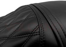 Load image into Gallery viewer, Triumph Thruxton 900 2004-2015 Volcano Italia Seat Cover Anti-Slip 4 Colors
