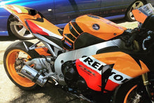 Load image into Gallery viewer, Luimoto limited edition seat covers set for Honda CBR1000RR 2012-2016 — Euro Motards — view 2