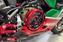 Load image into Gallery viewer, Ducai Panigale 959 955 V2 2016-2024 CNC Racing Clutch Cover Troy Bayliss Edition