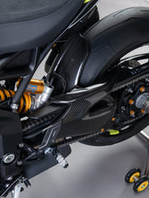 Load image into Gallery viewer, Triumph Speed Triple 1200 RR/RS/RX 2021-2025 Lightech Carbon Swingarm Protector