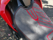 Load image into Gallery viewer, Ducati Panigale V4 /S 2018-2022 Volcano Italia Seat Cover Anti-Slip New D113A