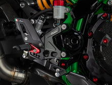 Load image into Gallery viewer, Kawasaki Z900 Z900SE 2017-2025 Lightech Adjustable Rearsets Footrests R Ed.