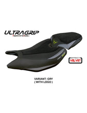 Load image into Gallery viewer, TPZ Italia Reims velvet ultra-grip seat cover for Triumph Daytona 660 2024 — Euro Motards — view 4