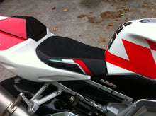 Load image into Gallery viewer, Luimoto team italia suede seat cover for Aprilia Tuono 1000 2006-2010 — Euro Motards — view 2