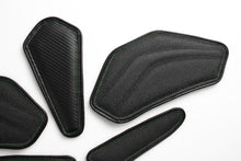 Load image into Gallery viewer, Luimoto sport tank leaf knee traction grips and tank pad for Kawasaki ZX6R 2019 — Euro Motards — view 4