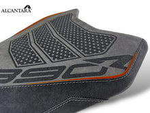 Load image into Gallery viewer, KTM 890 DUKE R 2022-2024 Volcano Italia Seat Cover Anti-Slip New KT053A