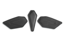 Load image into Gallery viewer, Luimoto sport tank leaf knee traction grips and pad for Triumph Daytona 675 2013-2017 — Euro Motards — view 3