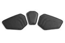 Load image into Gallery viewer, Luimoto sport tank leaf knee traction grips and pad for Triumph Speed Triple 2005-2010 — Euro Motards — view 3