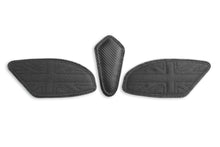 Load image into Gallery viewer, Luimoto union jack tank leaf grips and pad for Triumph Street Triple 675 765 2013-2020 — Euro Motards — view 2