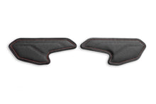 Load image into Gallery viewer, Luimoto sport tank leaf knee traction grips pads for Yamaha R25 R3 2019 — Euro Motards — view 3