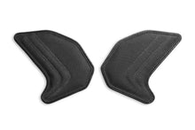 Load image into Gallery viewer, Luimoto sport tank leaf knee traction grips pads for Yamaha MT-07 FZ07 2018-2020 — Euro Motards — view 5