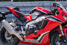 Load image into Gallery viewer, Luimoto styleline suede tec-grip seat covers set for Honda CBR1000RR 2017-2022 — Euro Motards — view 2