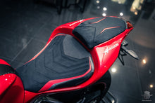 Load image into Gallery viewer, Luimoto veloce suede tec-grip seat cover for MV Agusta F4 2010-2020 — Euro Motards — view 2