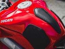 Load image into Gallery viewer, Ducati Panigale V4 2018-2019 Luimoto Tank Leaf 5pc Kit Knee+Tank Pads Traction