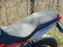Load image into Gallery viewer, Triumph Street Triple 675 2013-2017 Volcano Italia Seat Cover Anti-Slip New