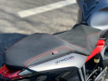 Load image into Gallery viewer, Triumph Street Triple 675 2013-2017 Volcano Italia Seat Cover Anti-Slip New