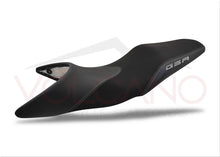 Load image into Gallery viewer, Suzuki GSR 600 2006-2011 Volcano Italia Seat Cover Anti-Slip New S033