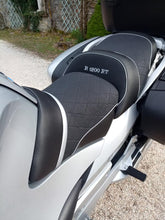 Load image into Gallery viewer, BMW R1200RT 2005-2013 Top Sellerie Comfort Seat Gel/Heat/Low Optional SGC1122