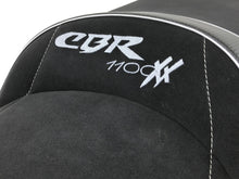 Load image into Gallery viewer, Honda CBR1100XX Blackbird Top Sellerie Comfort Seat Gel/Heat/Low Option SGC5866