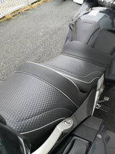 Load image into Gallery viewer, Honda Pan European ST1300 2002-2013 Top Sellerie Comfort Seat Gel/Heat SGC6064