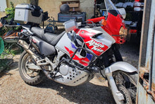 Load image into Gallery viewer, Honda Africa Twin XRV 750 1993-2002 Top Sellerie Comfort Seat Gel/Heat SGCAT06
