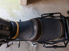 Load image into Gallery viewer, Suzuki Bandit GSF 1250 2005-2009 Top Sellerie Comfort Seat Gel/Heat New SGCB257
