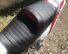 Load image into Gallery viewer, Honda CB 1300 2003-2009 Top Sellerie Comfort Seat Gel/Heat/Low/Options SGCCB36