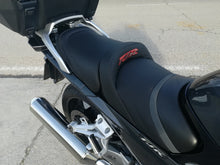 Load image into Gallery viewer, Yamaha FJR 1300 2006-2020  Top Sellerie Comfort Seat Gel/Heat/Optionals SGCFJR11