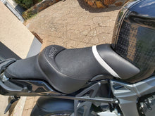 Load image into Gallery viewer, BMW K1300R 2009-2015 Top Sellerie Comfort Seat Gel/Heat/Low Optional New SGCK3R2