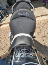 Load image into Gallery viewer, BMW K1300R 2009-2015 Top Sellerie Comfort Seat Gel/Heat/Low Optional New SGCK3R2