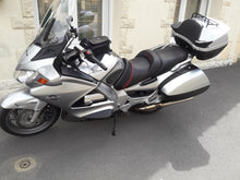 Load image into Gallery viewer, Honda Pan European ST1300 2002-2013 Top Sellerie Comfort Seat Gel/Heat SGCST37