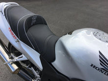 Load image into Gallery viewer, Honda CBR1100XX Blackbird Top Sellerie Comfort Seat Gel/Heat/Low Option SGCXX07