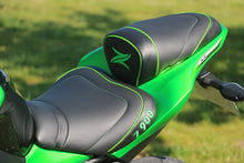 Load image into Gallery viewer, Kawasaki Z900 2017-2020 Top Sellerie Comfort Seat Low/High/Gel/Heaters SGCZ902