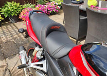 Load image into Gallery viewer, Suzuki GSX 1400 2001-2008 Top Sellerie Comfort Seat Gel/Heat/Options New SGSX141