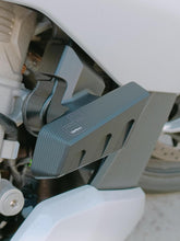 Load image into Gallery viewer, BMW S1000R 2021-2024 Lightech Crash Frame Sliders Protectors Kit New