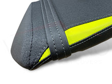 Load image into Gallery viewer, Triumph Street Triple 765 2023-2025 Volcano Italia Seat Cover Anti-Slip T072C