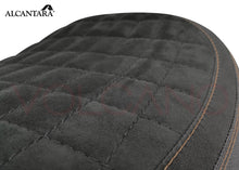 Load image into Gallery viewer, Triumph Scrambler 900 2023-2025 Volcano Italia Seat Cover Super-Grip New T075C
